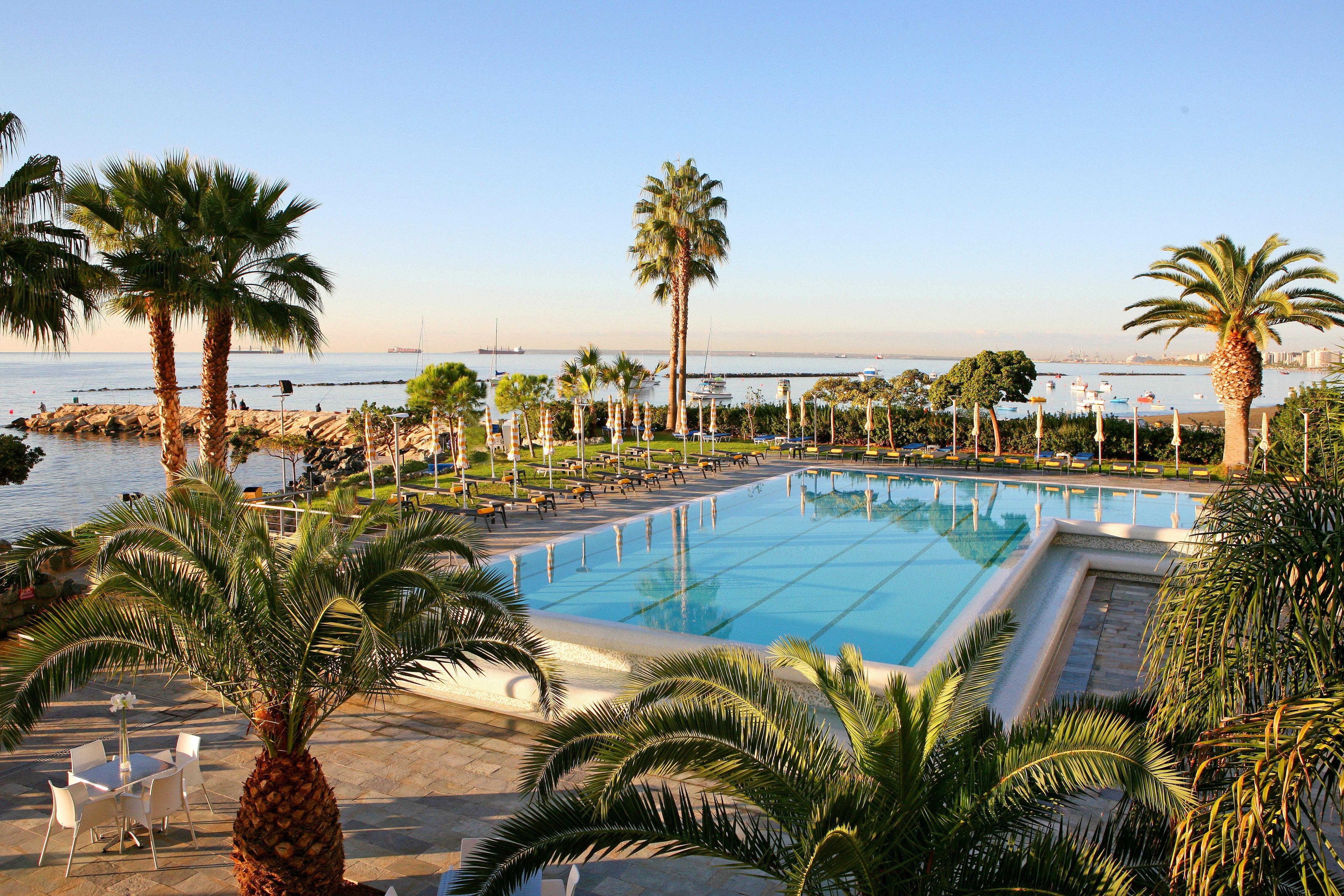 Crowne Plaza Limassol By Ihg Hotel Exterior photo