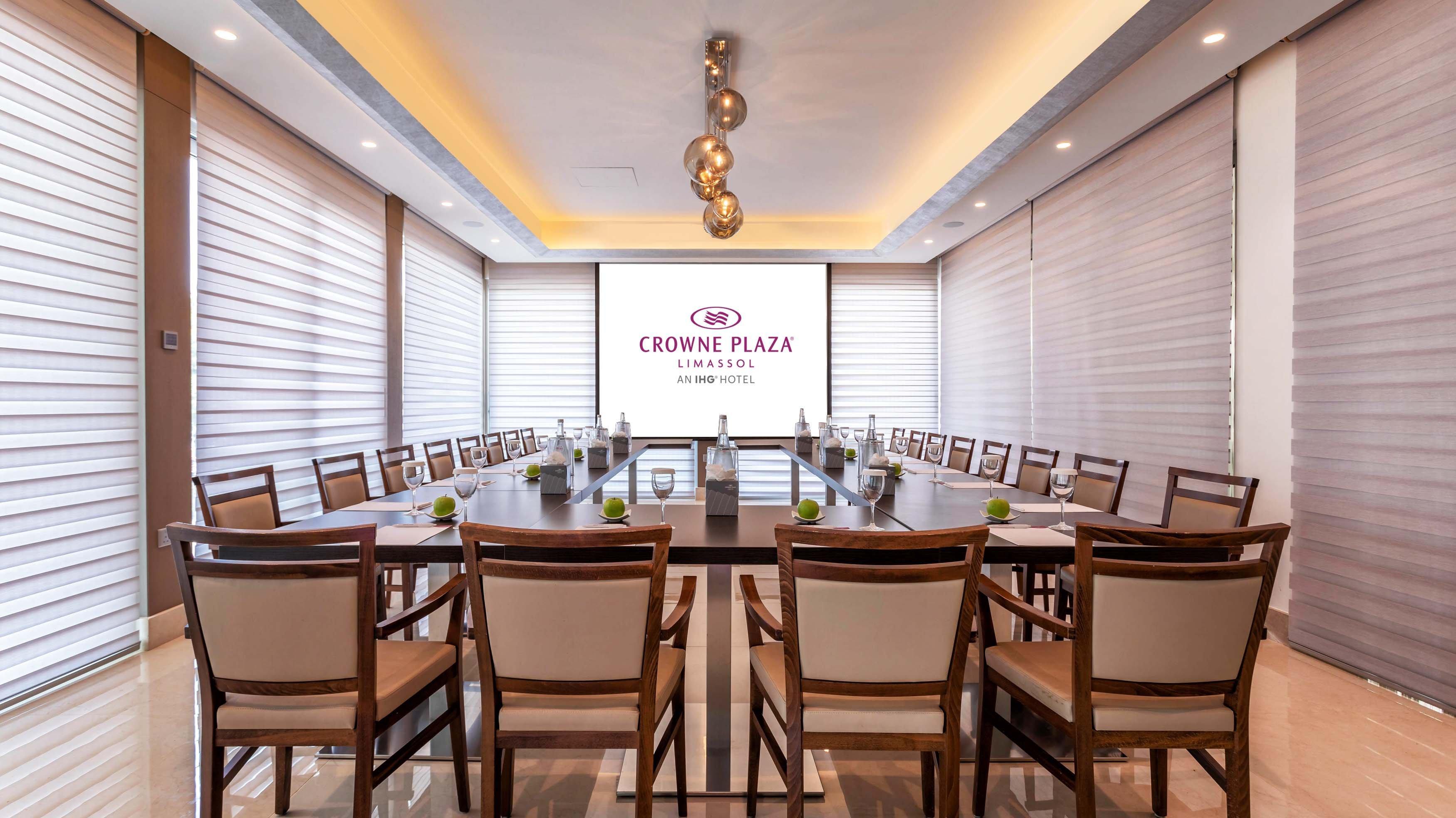Crowne Plaza Limassol By Ihg Hotel Exterior photo