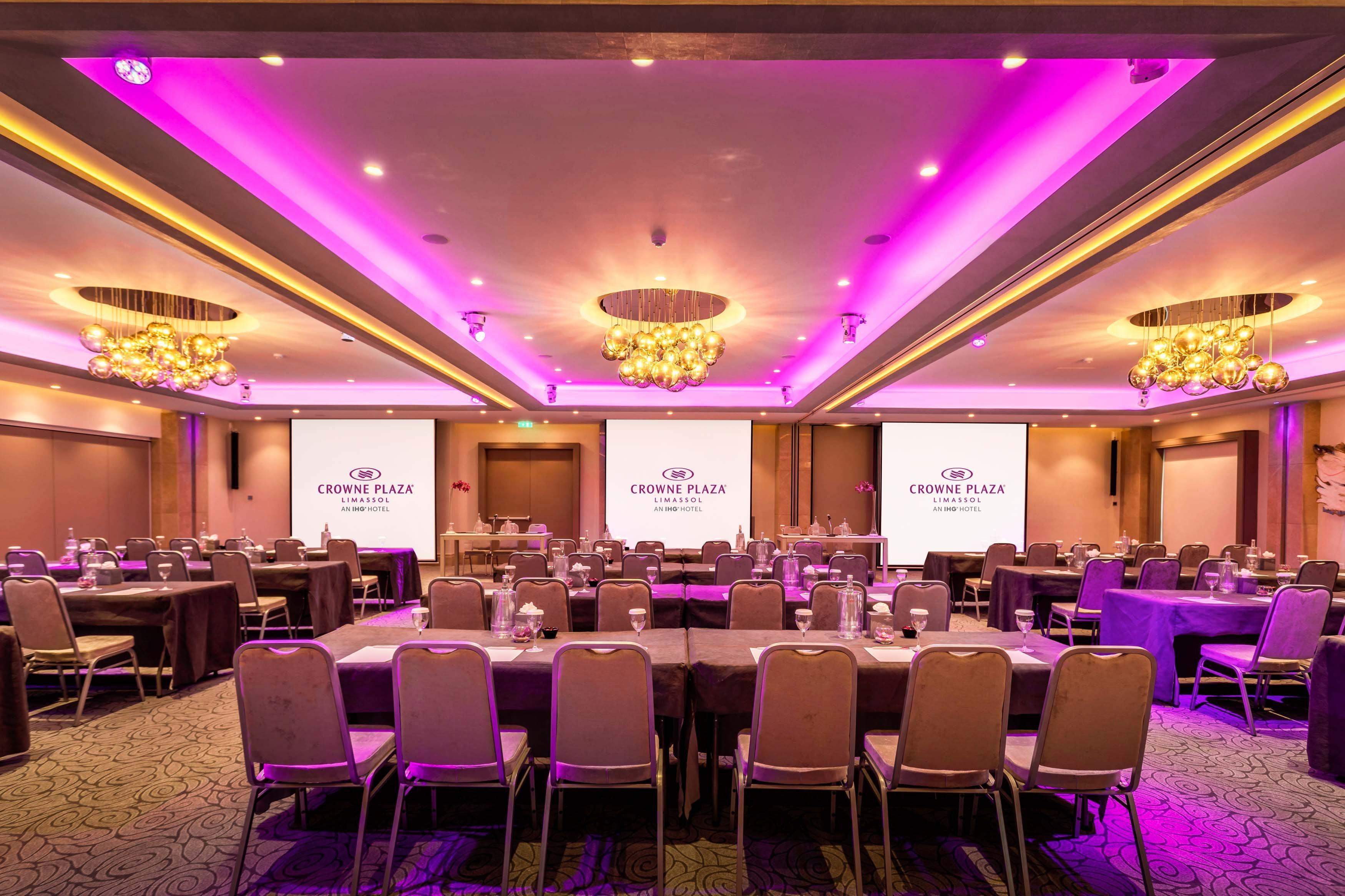 Crowne Plaza Limassol By Ihg Hotel Exterior photo