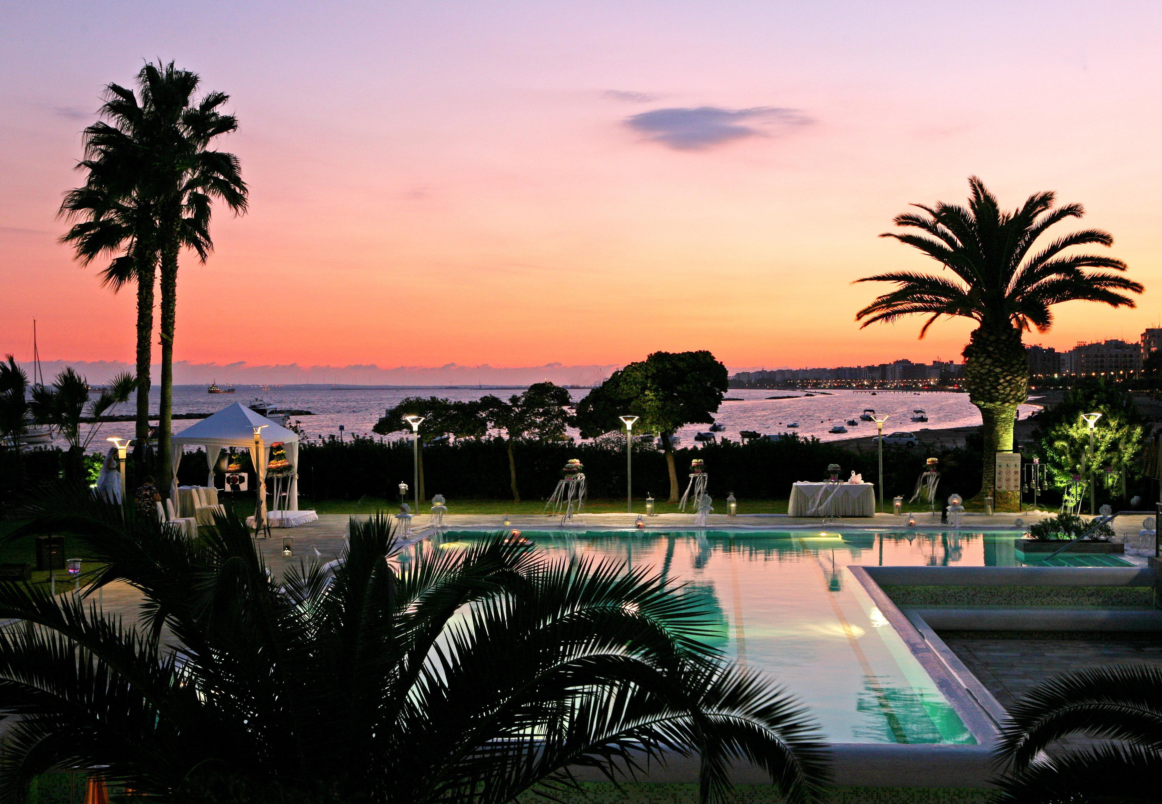 Crowne Plaza Limassol By Ihg Hotel Exterior photo